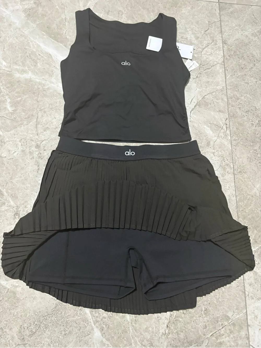 ALO Yoga Black Pleated Skort with Branded Waistband